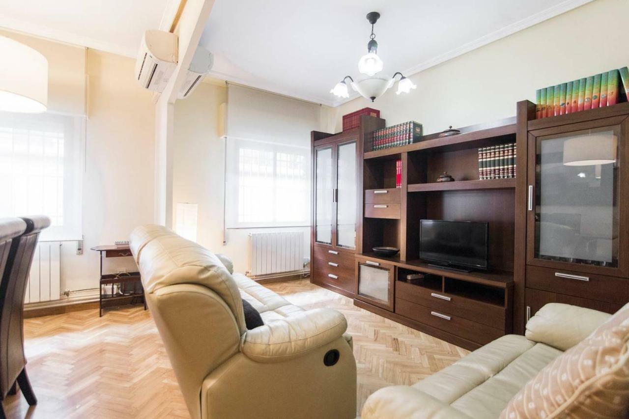 Home & Private Terrace Wifi + Aircon Madrid Eksteriør billede